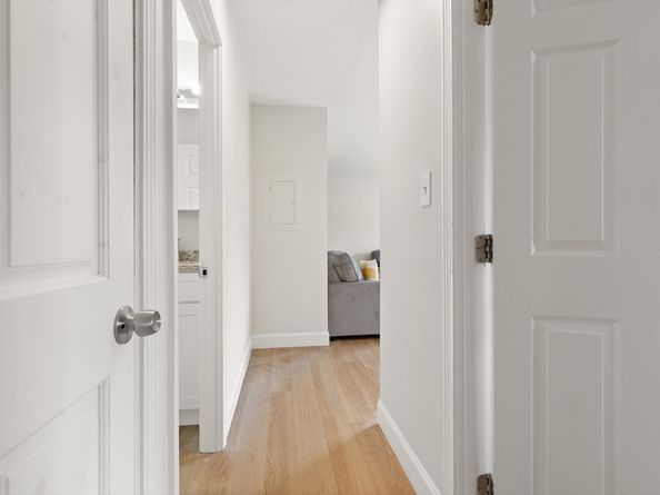 6 Chapel Hill Dr 9, Plymouth MA 02360