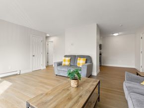 6 Chapel Hill Dr 9, Plymouth MA 02360