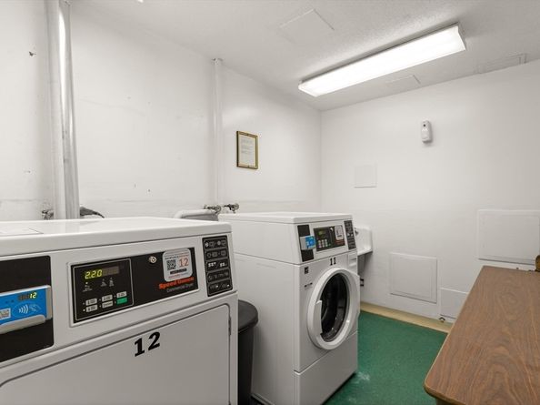 6 Chapel Hill Dr 9, Plymouth MA 02360