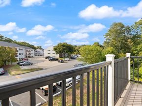 6 Chapel Hill Dr 9, Plymouth MA 02360