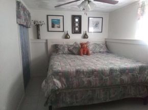 75 Dale Ave, Leominster MA 01453