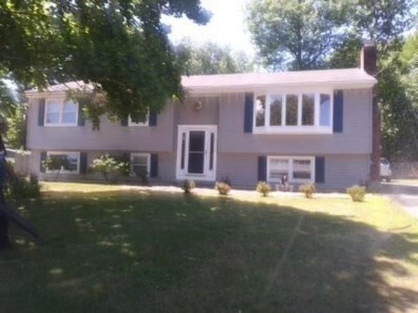 75 Dale Ave, Leominster MA 01453