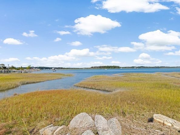 26 Damons Point Circle, Marshfield MA 02050