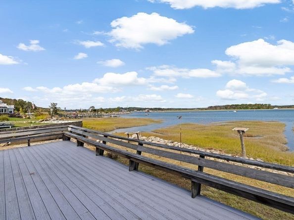 26 Damons Point Circle, Marshfield MA 02050