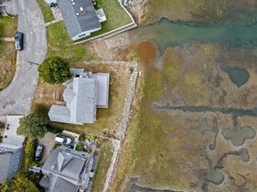 26 Damons Point Circle, Marshfield MA 02050