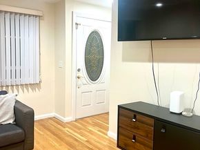 50 Main St, Medway MA 02053