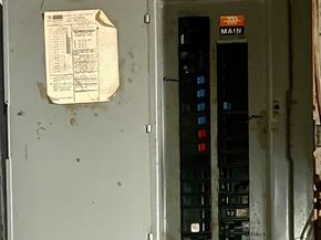 50 Main St, Medway MA 02053