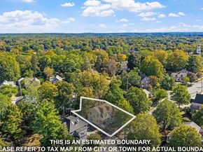 61 Lowell St, Reading MA 01867