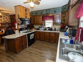 664 Stafford, Leicester MA 01542