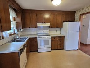 116 Alandale Ave, Brockton MA 02301