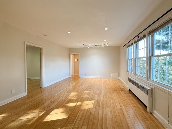 1 Dexter St 5, Malden MA 02148