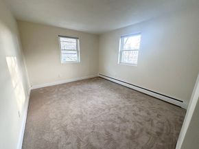 11 Cogswell Avenue 13, Cambridge MA 02140