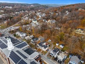 124 Pleasant St, Fitchburg MA 01420