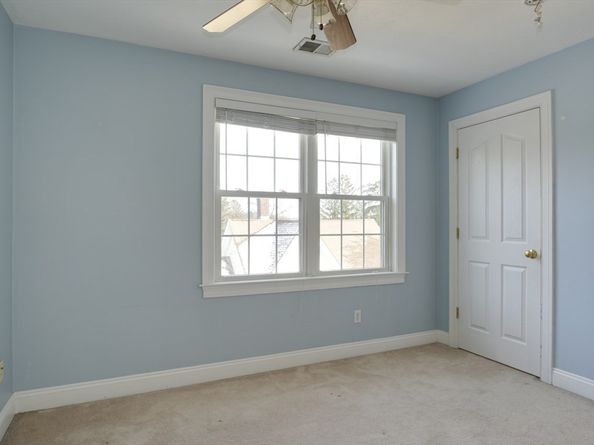 18 Lincoln Ave, Millbury MA 01527