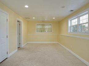 18 Lincoln Ave, Millbury MA 01527