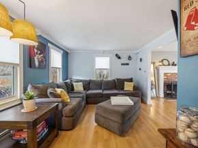 19 Leonard St, Lakeville MA 02347