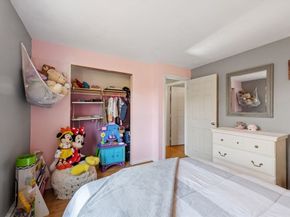 19 Leonard St, Lakeville MA 02347