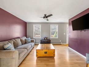 19 Leonard St, Lakeville MA 02347