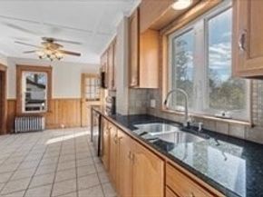 21 Edwards St, Southbridge MA 01550