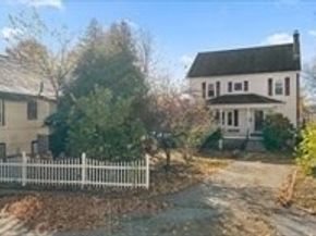 21 Edwards St, Southbridge MA 01550