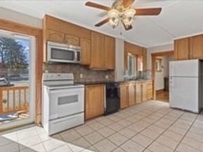 21 Edwards St, Southbridge MA 01550