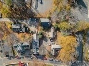 21 Edwards St, Southbridge MA 01550