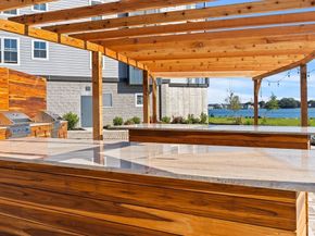 16 Franklin Street 2403, Salem MA 01970