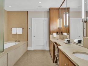 120 Seaver St C102, Brookline MA 02445