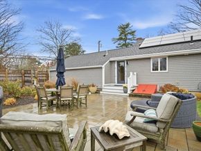 61 Spofford St, Newburyport MA 01950