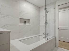 61 Spofford St, Newburyport MA 01950