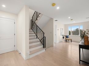 24 Mt Zion Rd, Melrose MA 02176