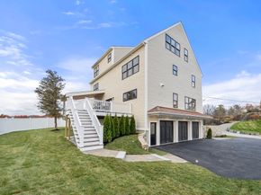 24 Mt Zion Rd, Melrose MA 02176