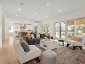 24 Mt Zion Rd, Melrose MA 02176