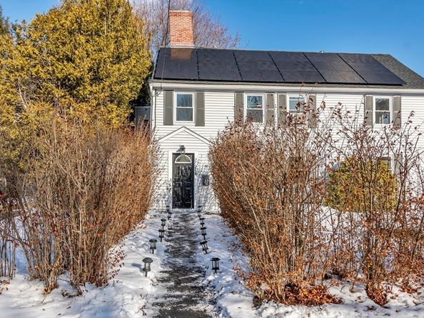 16 Thomas St, Fitchburg MA 01420