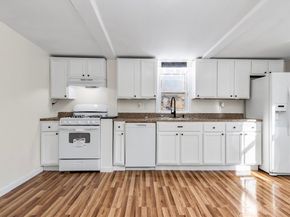 16 Thomas St, Fitchburg MA 01420