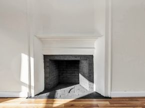 16 Thomas St, Fitchburg MA 01420