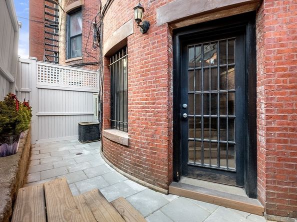 195 Beacon Street 2, Boston MA 02116