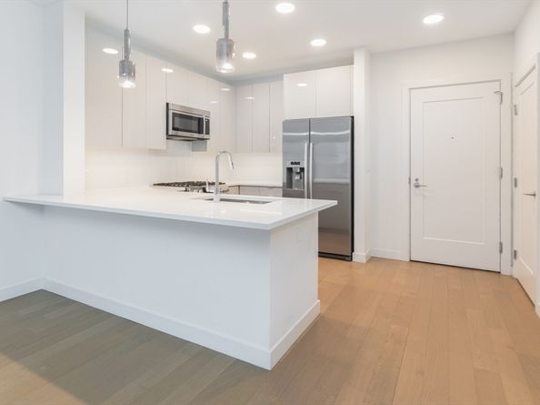 45 Lewis St U403, Boston MA 02128