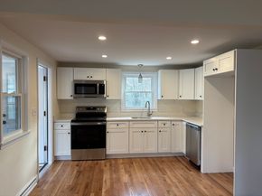 37 Berlin St, Rockland MA 02370