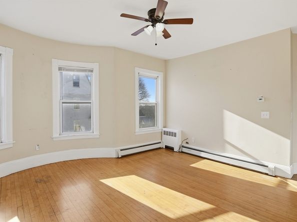 176 Lincoln Street B4, Worcester MA 01605