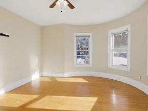 176 Lincoln Street B4, Worcester MA 01605