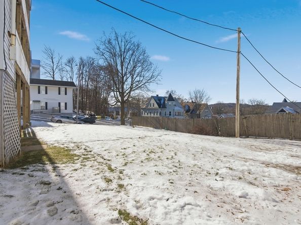 176 Lincoln Street B4, Worcester MA 01605