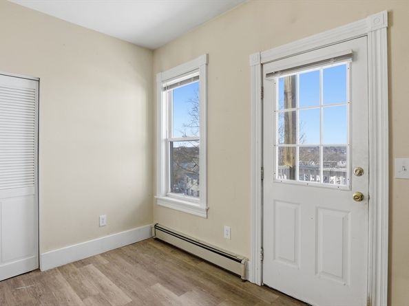 176 Lincoln Street B4, Worcester MA 01605