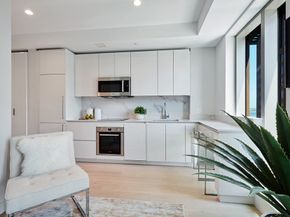 135 Seaport Blvd 1618, Boston MA 02210