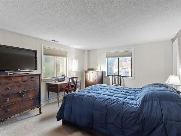 295 W. Wyoming Avenue 10C, Stoneham MA 02180