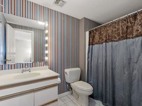 295 W. Wyoming Avenue 10C, Stoneham MA 02180