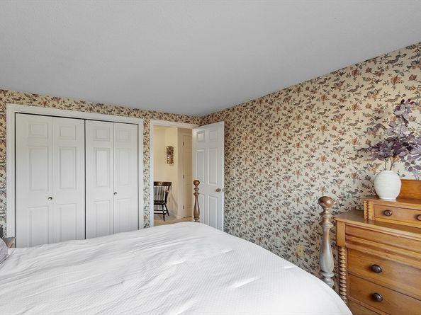 295 W. Wyoming Avenue 10C, Stoneham MA 02180