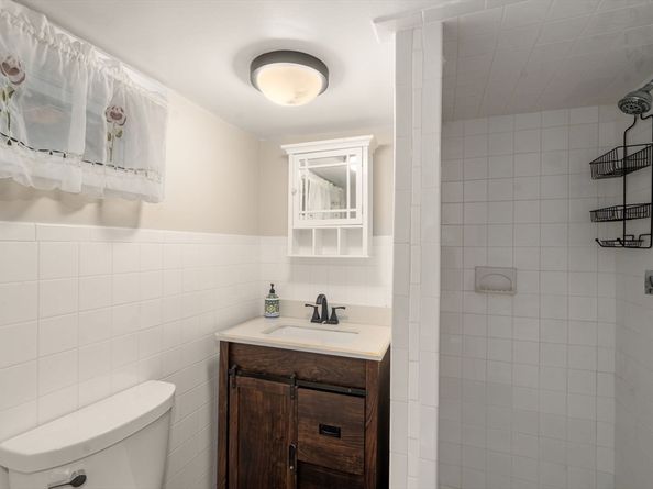 607 Poplar Street, Boston MA 02131