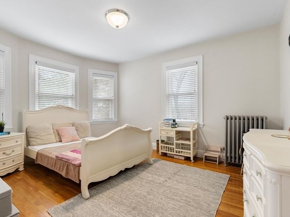 35 Richardson St 2, Wakefield MA 01880