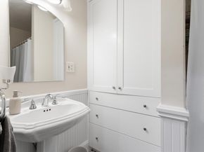 35 Richardson St 2, Wakefield MA 01880